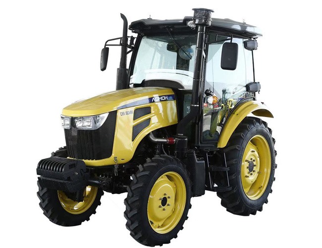High quality four wheel drive middle tractor